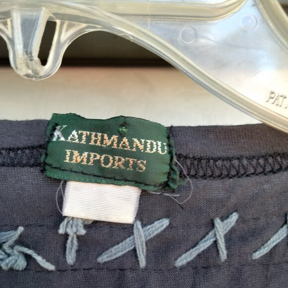 Kathmandu Imports Gray Boho Tunic w/ Embroidery & Wooden Buttons 3/4 Sleeve XS/S - Picture 12 of 16